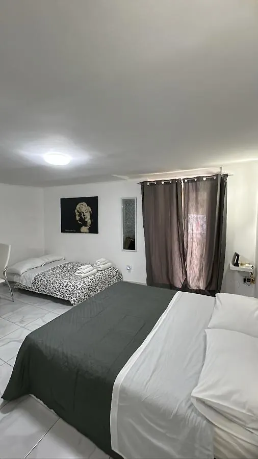 Daire Gradoniroom26 Napoli