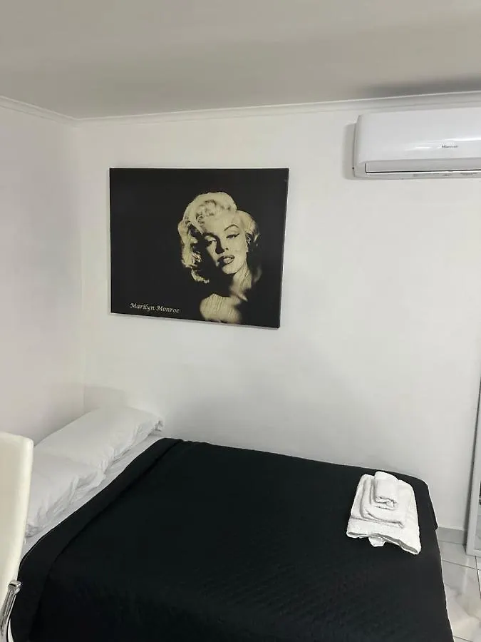 Daire Gradoniroom26 Napoli